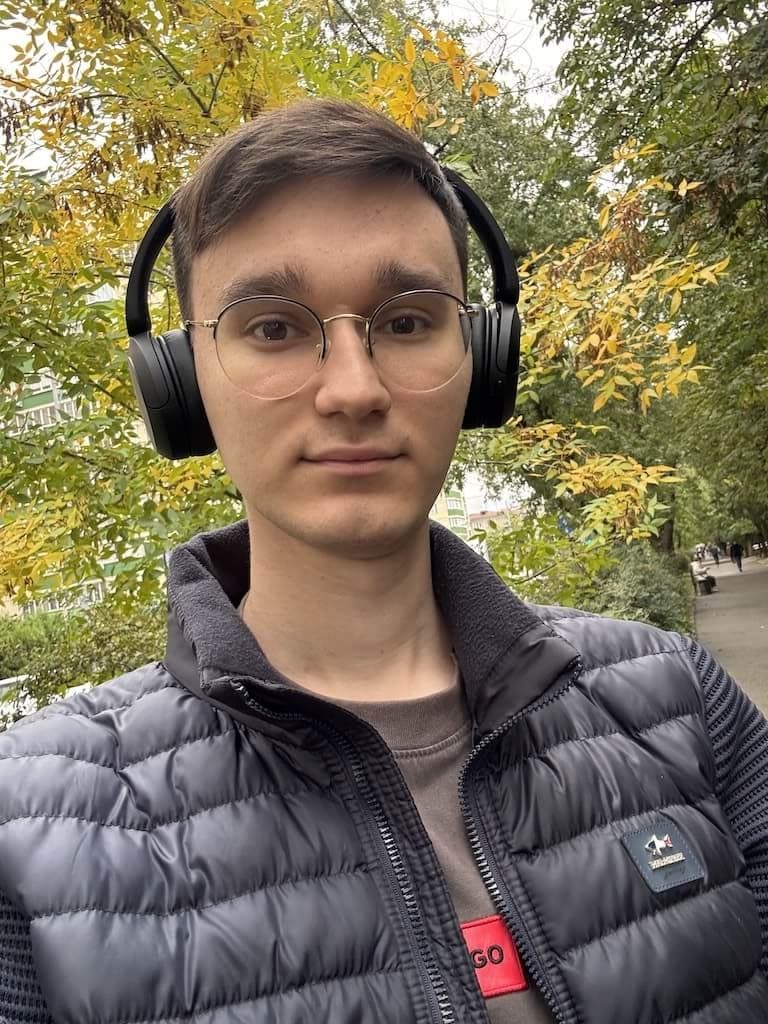 Фото старшего системного аналитика